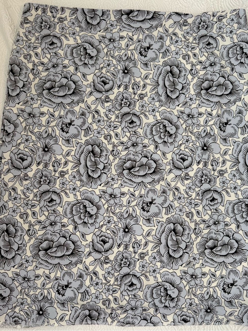 Ann Taylor Factory Black and White Floral Sheet